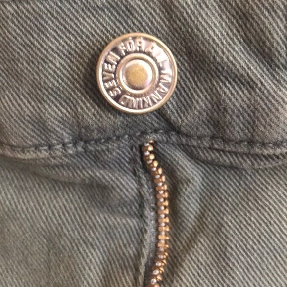 7 For All Mankind High Waist Army Short. 26 - Picture 6 of 13